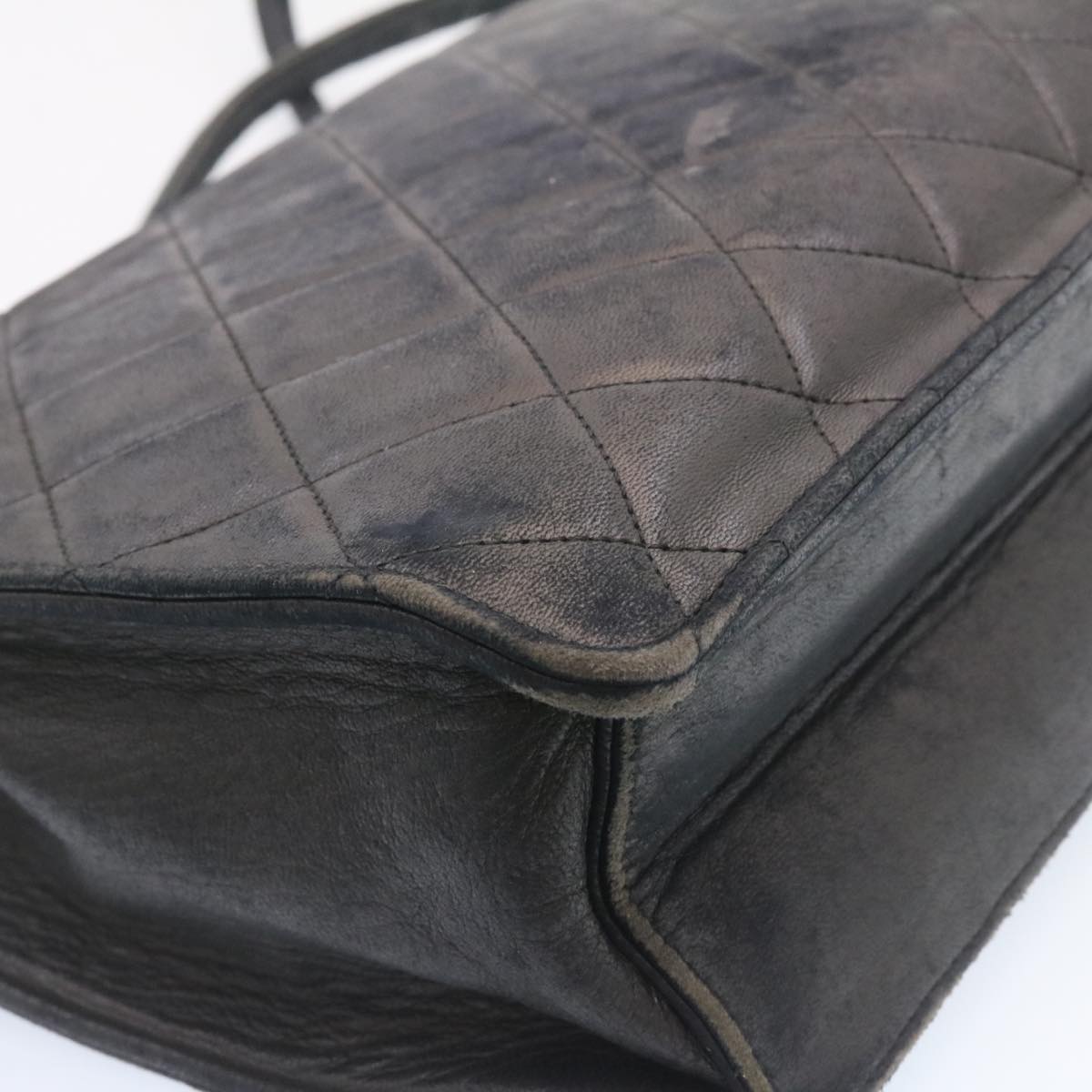 CHANEL Matelasse Shoulder Bag Lamb Skin Black Gold CC ar5310A