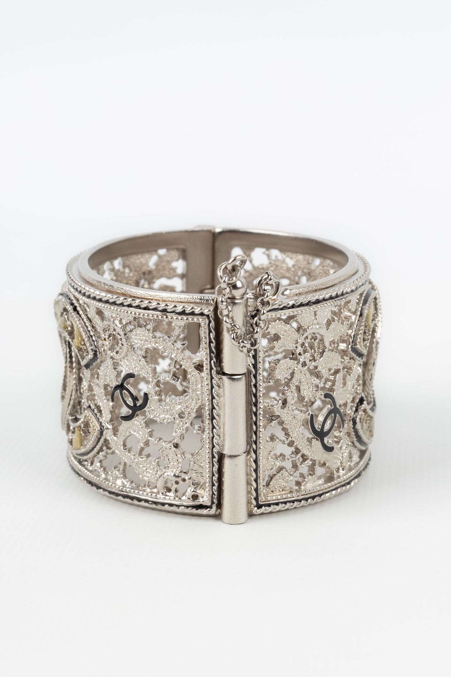 Bracelet manchette Chanel Automne 2010