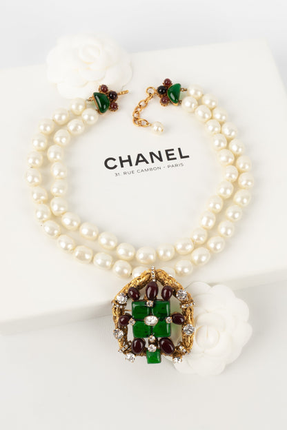 Collier en pte de verre Chanel