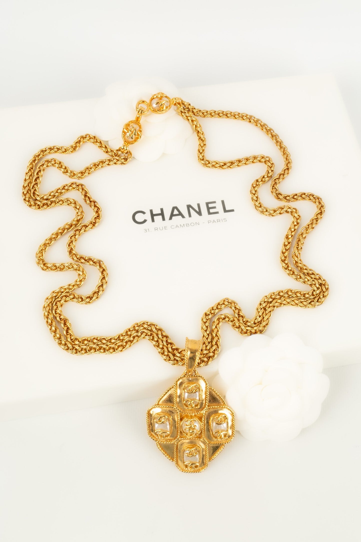 Collier Chanel Automne 1995