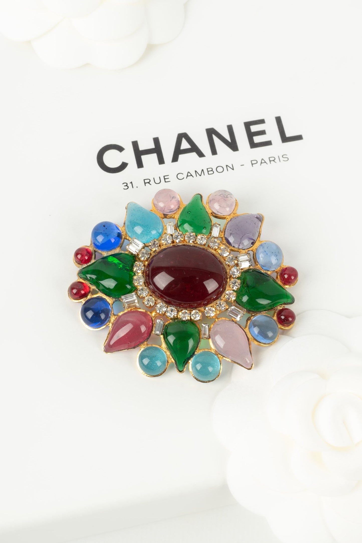 Broche Chanel