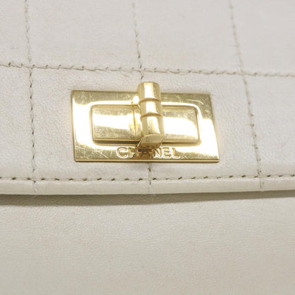 CHANEL Choco Bar line Chain Shoulder Bag Leather White CC bs10047