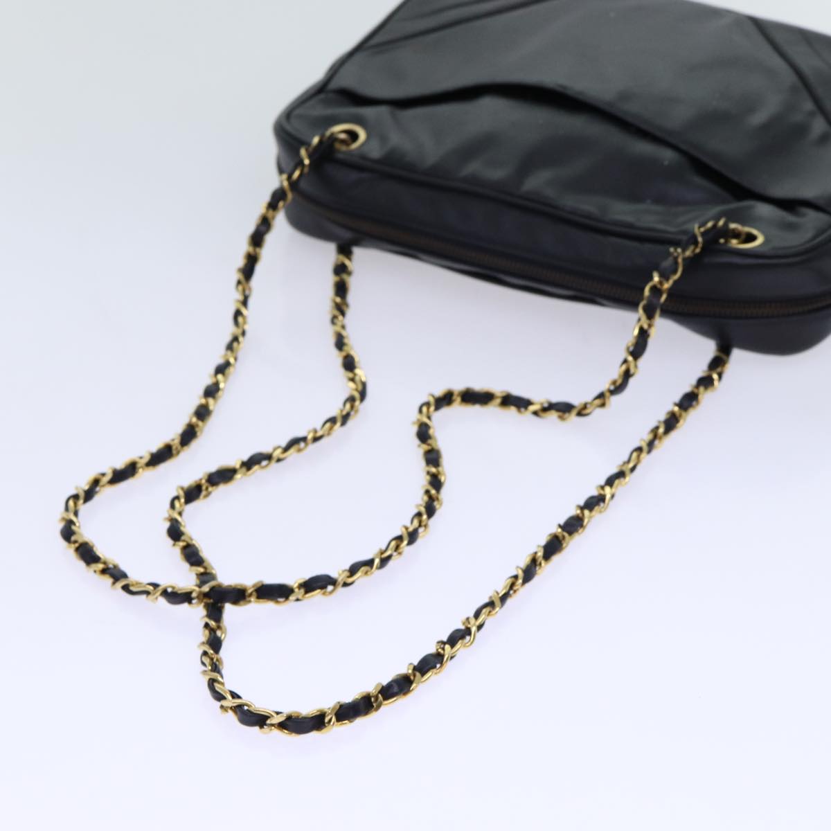 CHANEL Matelasse Chain Shoulder Bag Leather Black CC bs13119