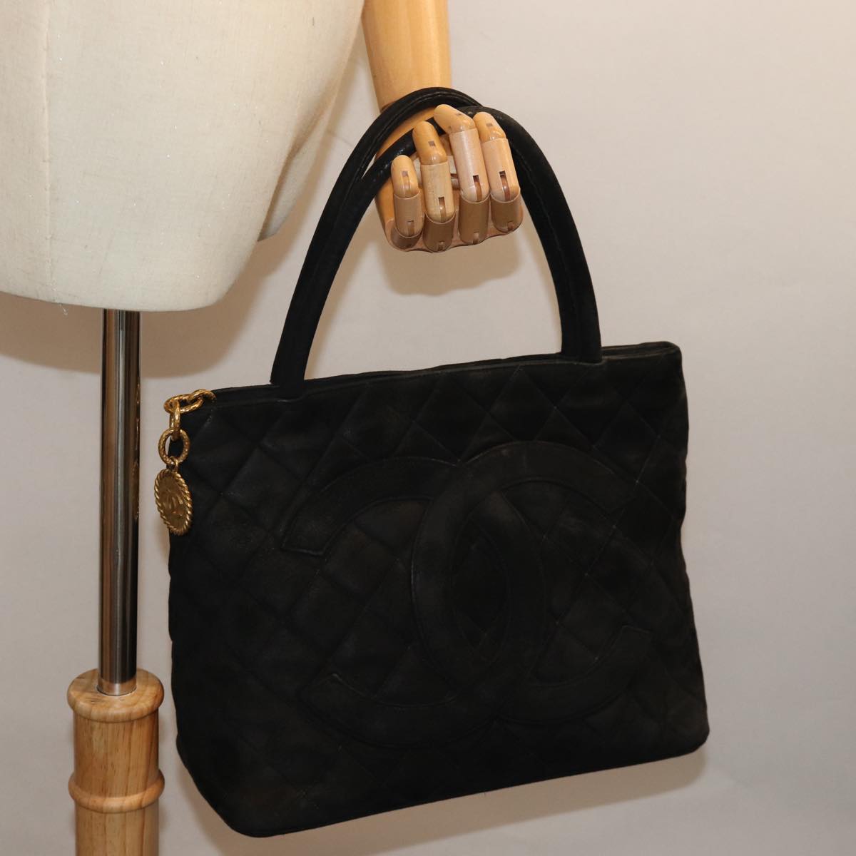 CHANEL Matelasse Tote Bag Suede Standard Black CC bs14754