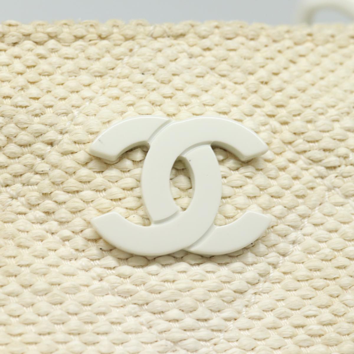 CHANEL Matelasse Chain Tote Bag Raffia White CC bs15861