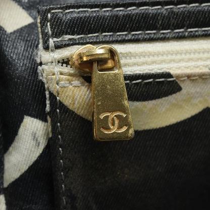 CHANEL Matelasse Chain Tote Bag Raffia White CC bs15861