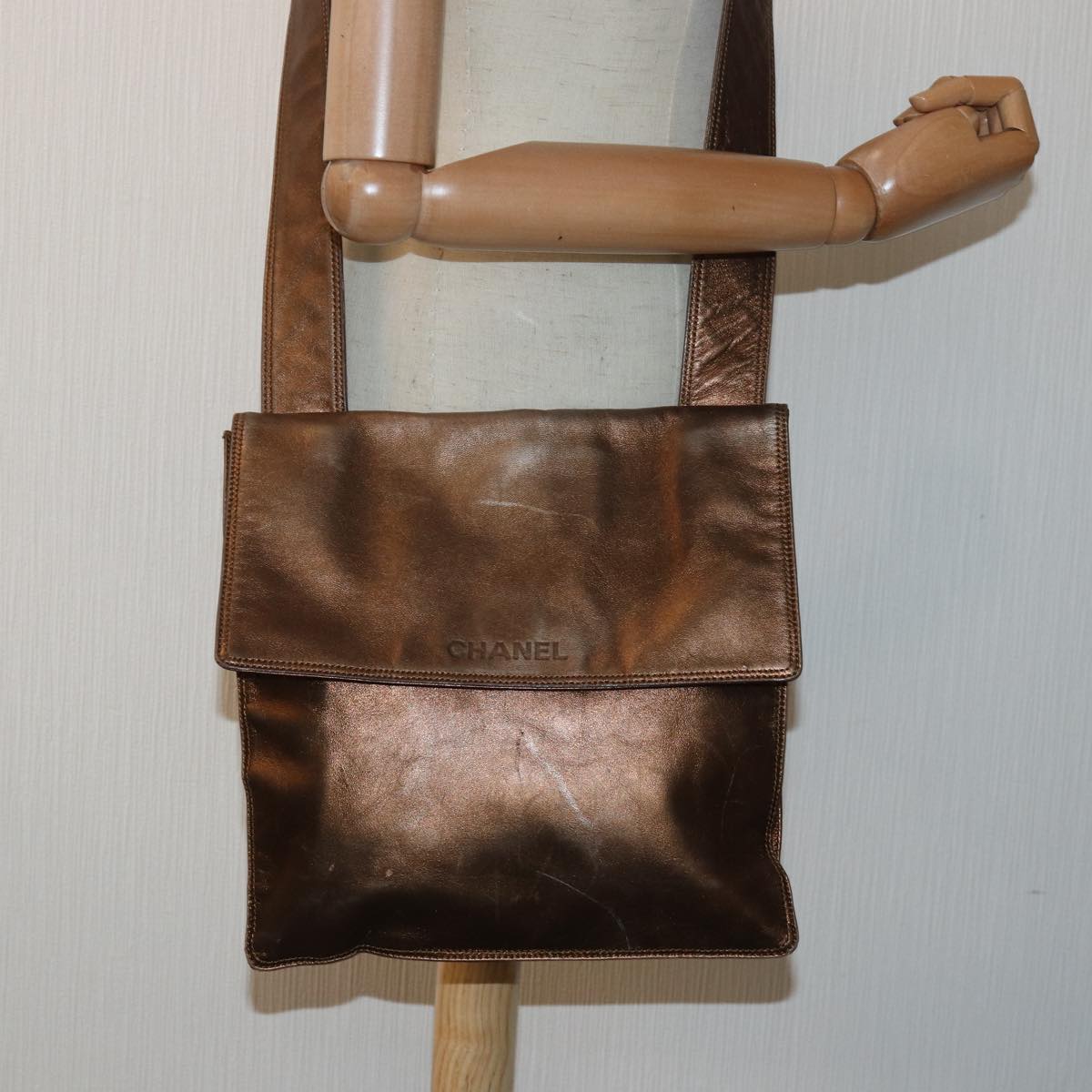 CHANEL Shoulder Bag Leather Gold Tone CC bs16149