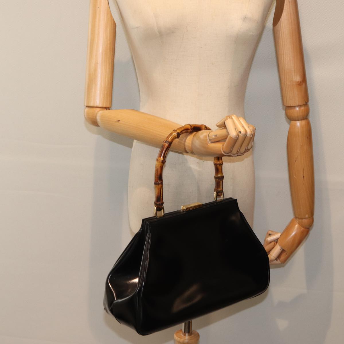 GUCCI Bamboo Hand Bag Patent Leather Black Gold 000 781 0296  bs17044
