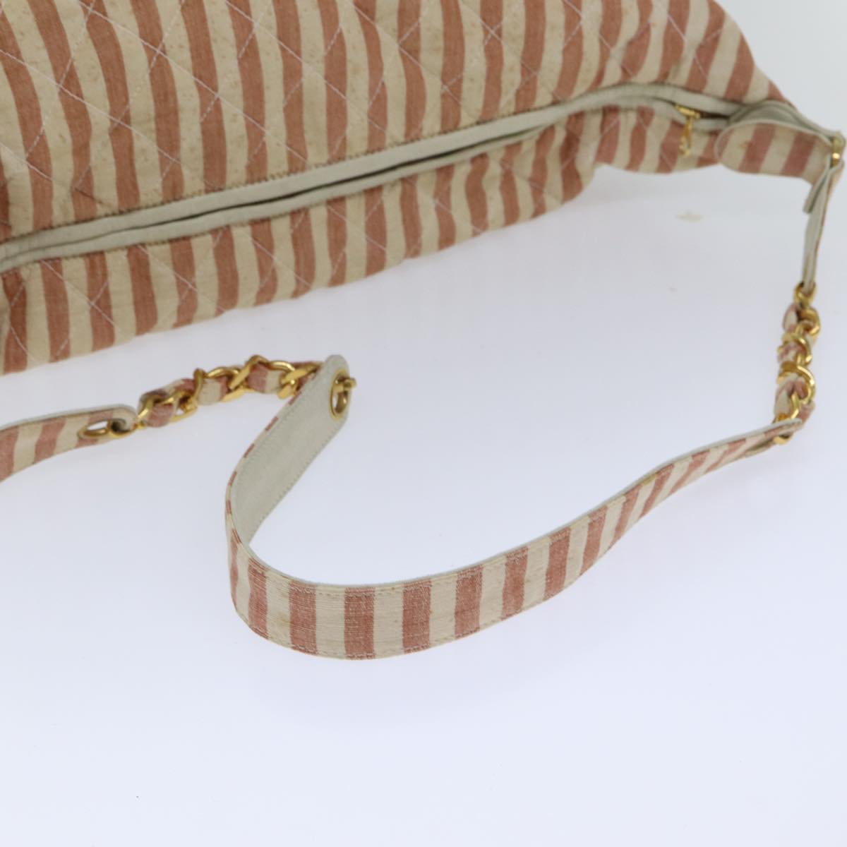 CHANEL Matelasse Chain Crash Shoulder Bag Canvas Red Gold CC bs17125