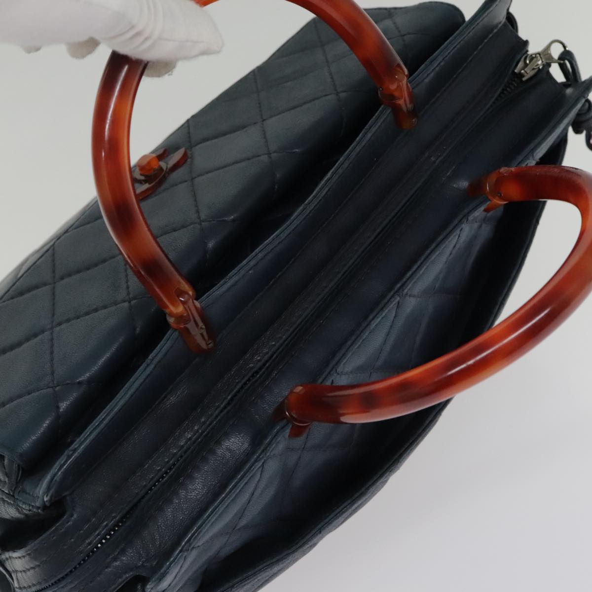 CHANEL Matelasse Hand Bag Lamb Skin Navy CC bs18353