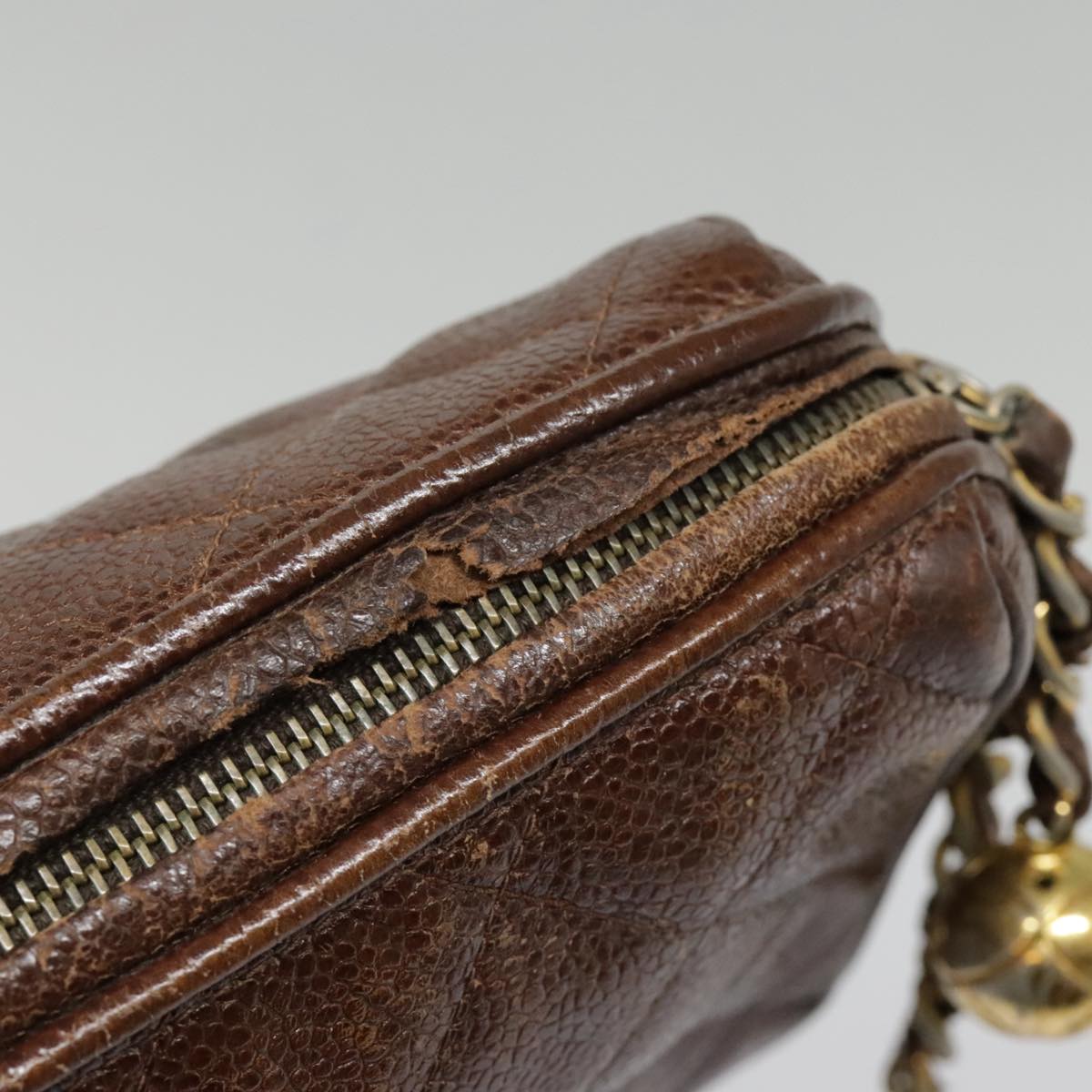 CHANEL Matelasse Chain Shoulder Bag Caviar Skin Brown Gold CC bs18534