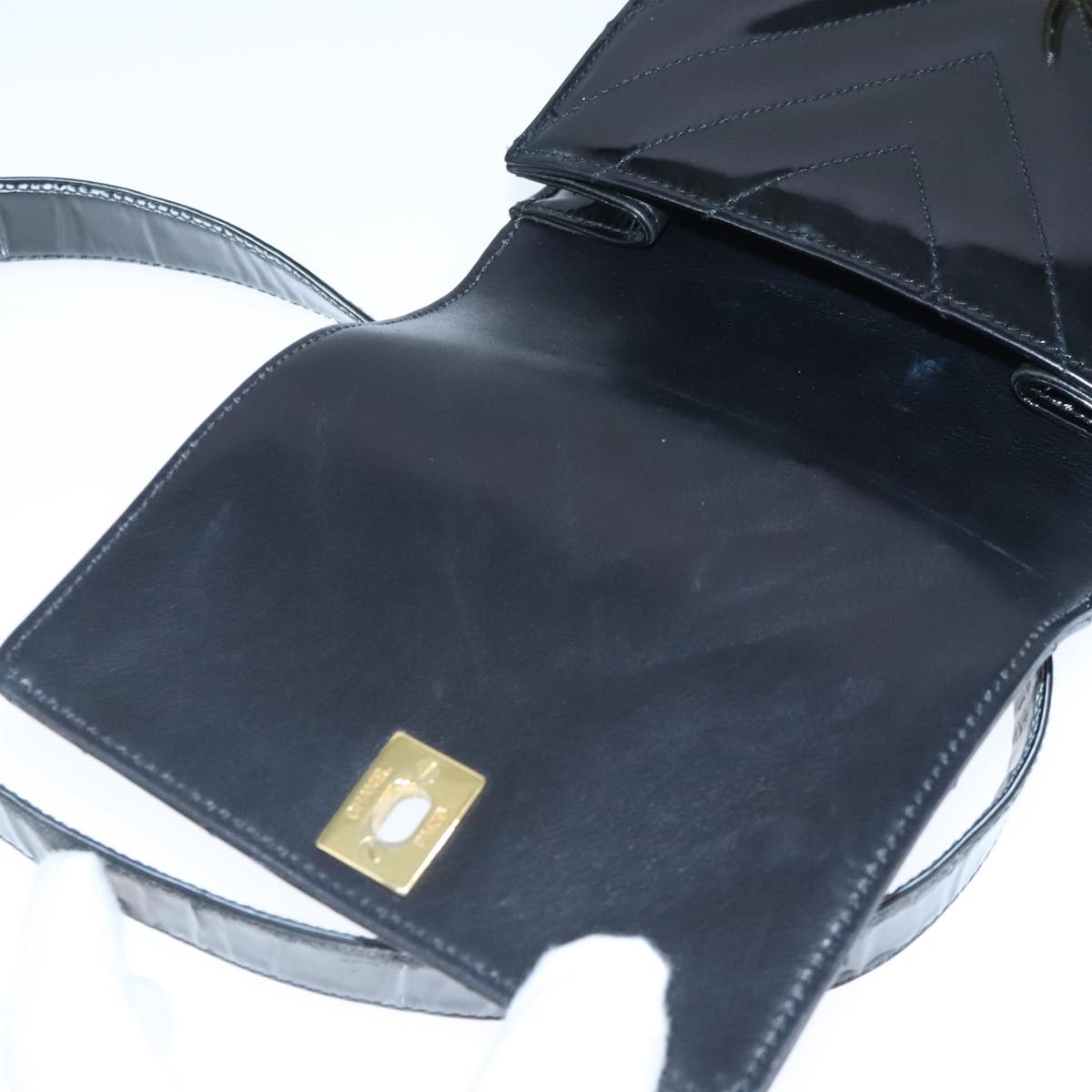 CHANEL V Stitch Waist bag Patent leather Black Gold CC bs18829