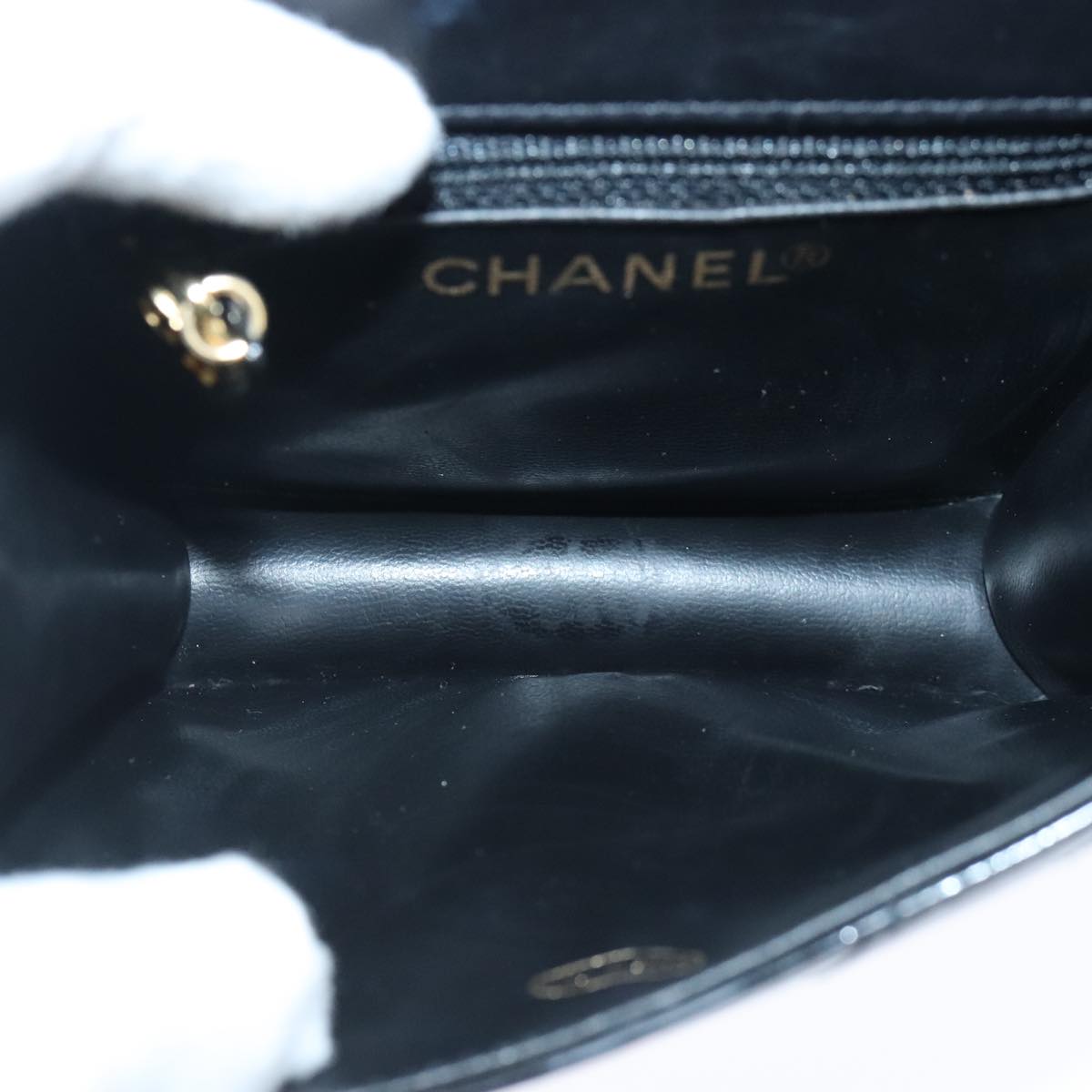CHANEL V Stitch Waist bag Patent leather Black Gold CC bs18829