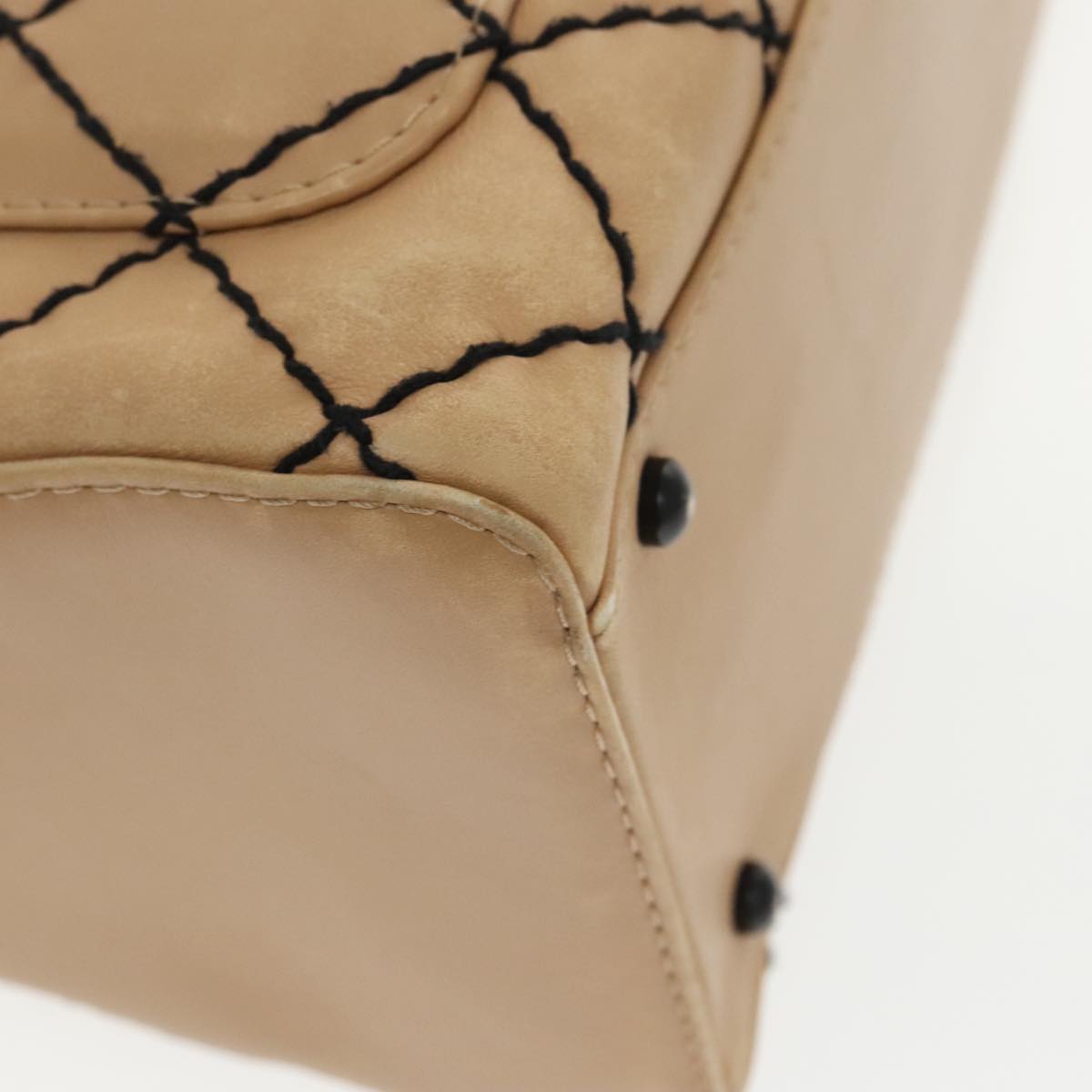 CHANEL Matelasse Wild Stitch Hand Bag Leather Beige CC bs19424