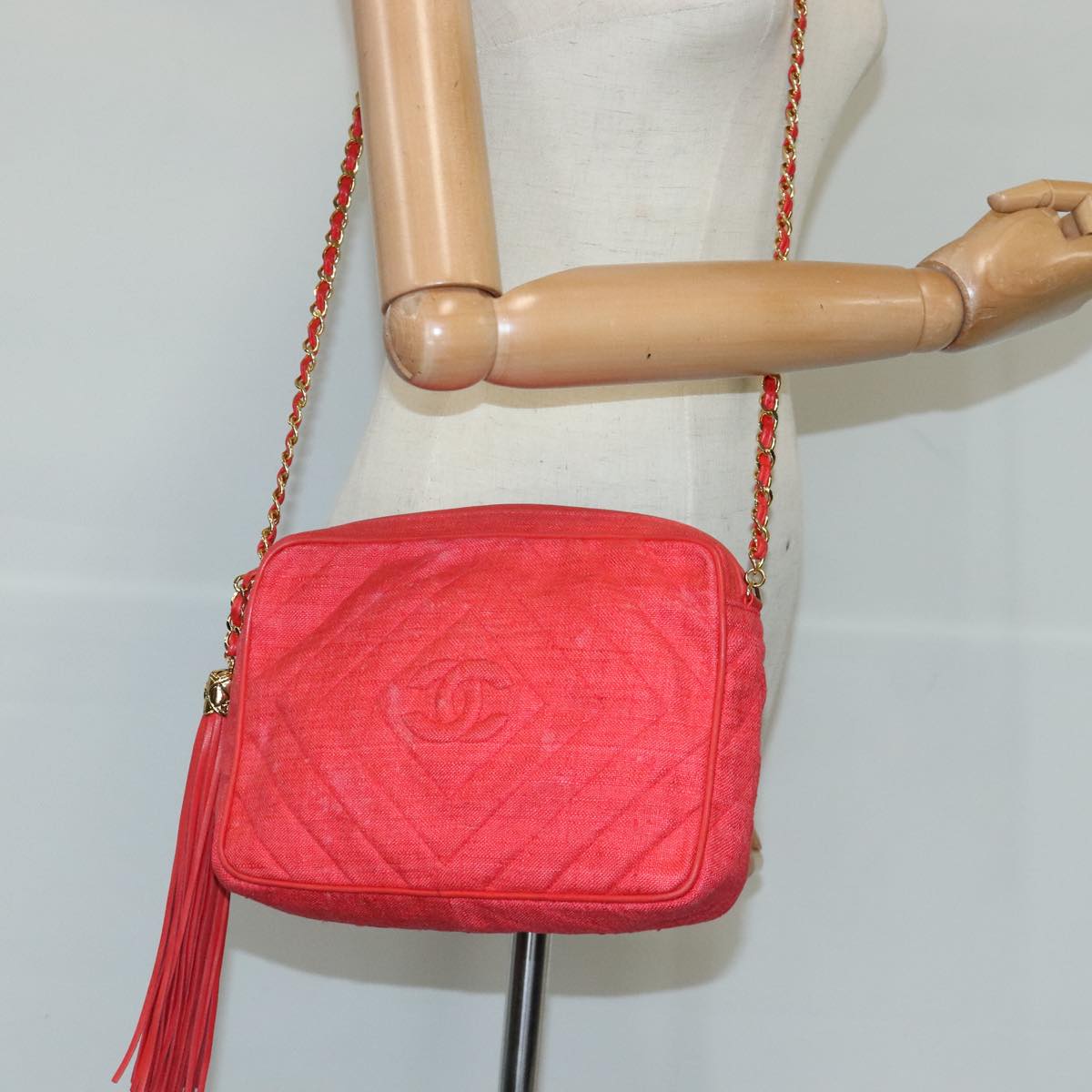 CHANEL Chain Shoulder Bag Canvas Red Gold CC bs19429
