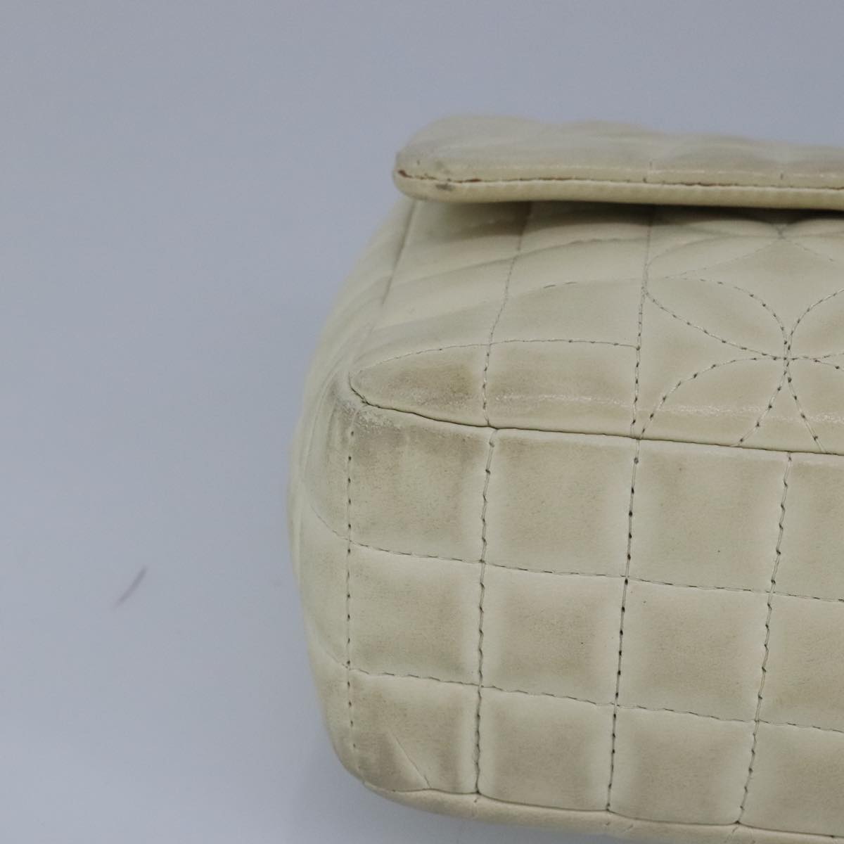 CHANEL Chain Flower Stitch Shoulder Bag Lamb Skin Beige Silver CC bs19654