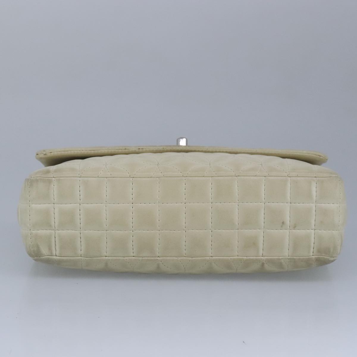 CHANEL Chain Flower Stitch Shoulder Bag Lamb Skin Beige Silver CC bs19654