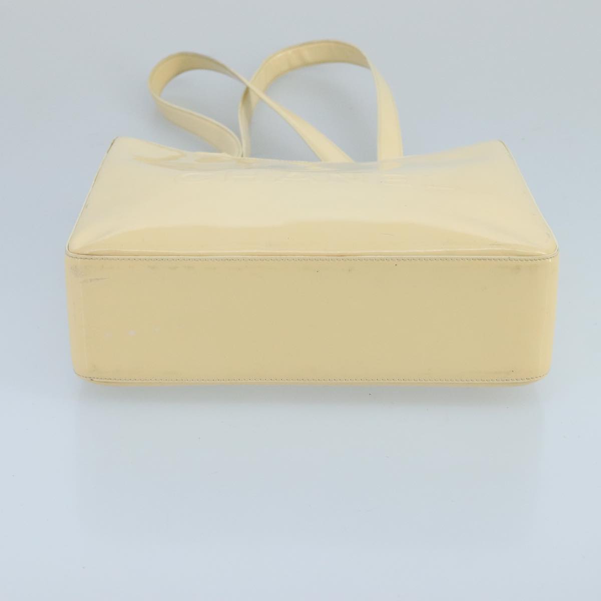 CHANEL Tote Bag Enamel White CC bs20237