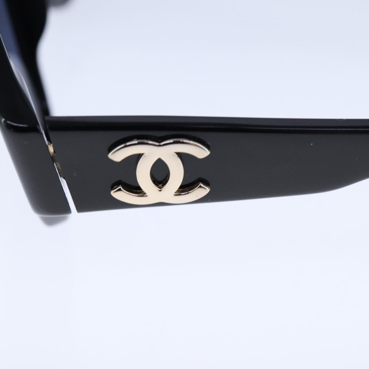 CHANEL Sunglasses plastic Black CC bs20642
