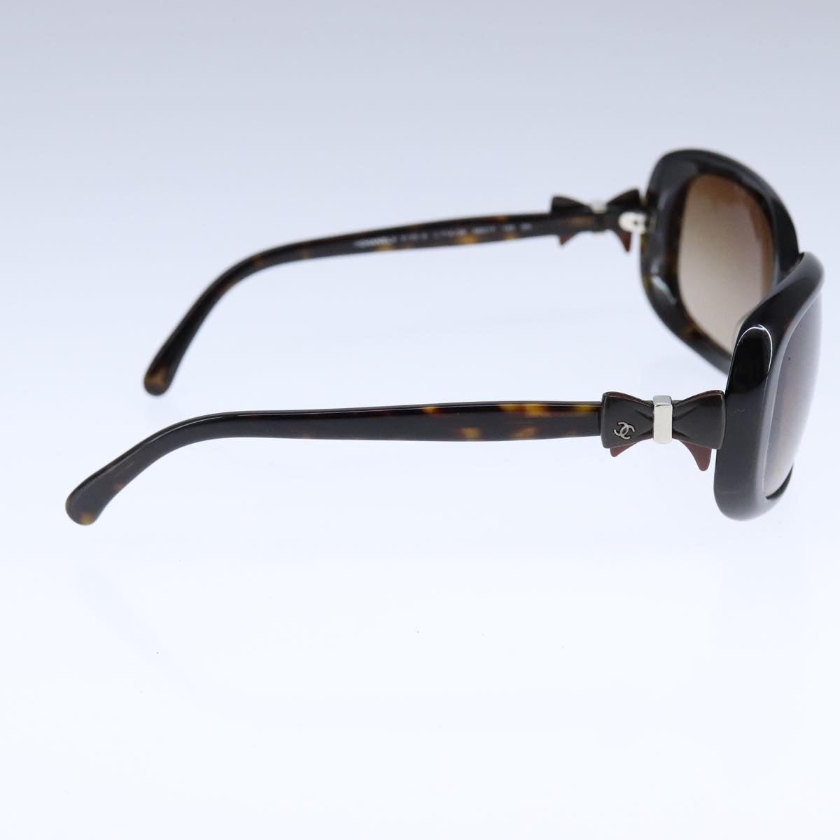 CHANEL Sunglasses plastic Black CC bs21110