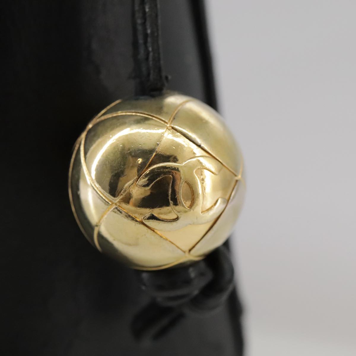 CHANEL V Stitch Hand Bag Leather Black CC bs21163