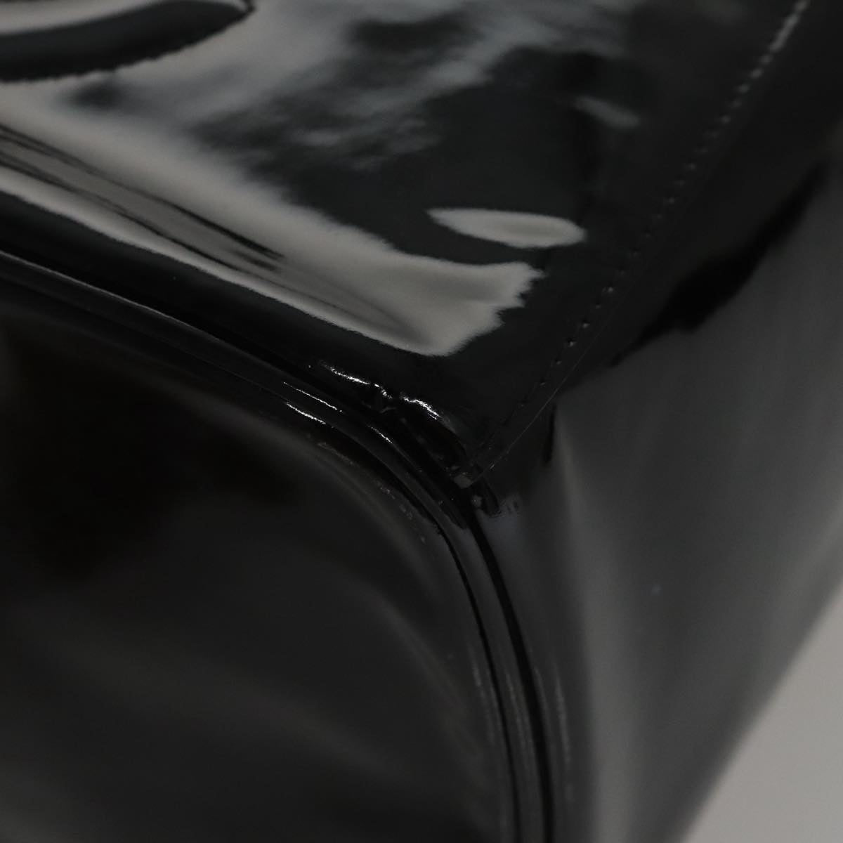 CHANEL Vanity Pouch Patent leather 2way Black Gold CC bs21681