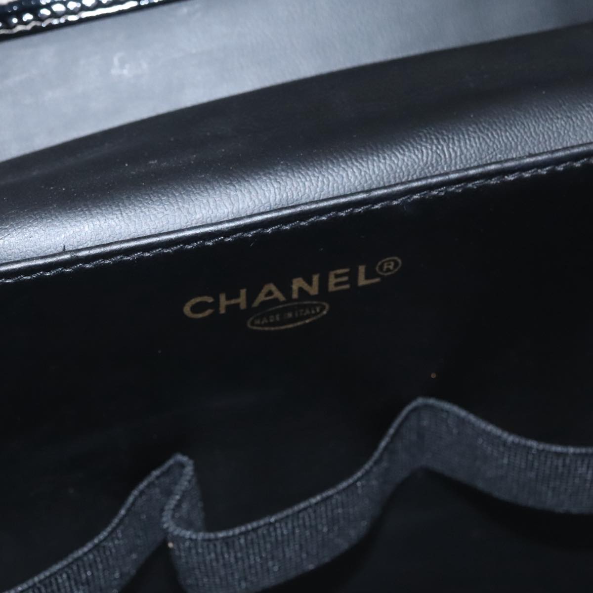 CHANEL Vanity Pouch Patent leather 2way Black Gold CC bs21681