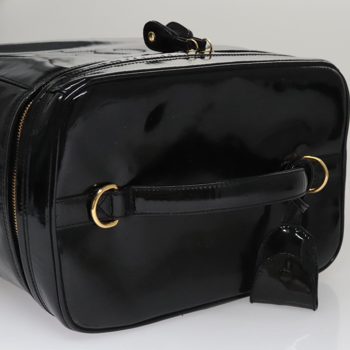 CHANEL Vanity Pouch Patent leather 2way Black Gold CC bs21681
