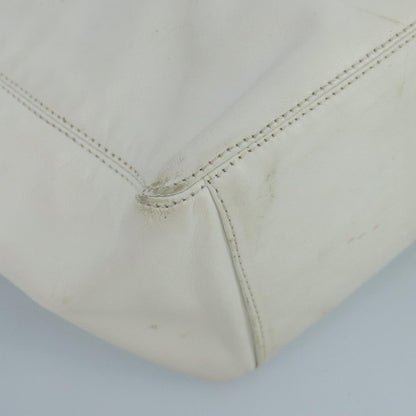CHANEL Tote Bag Lamb Skin White CC bs21711