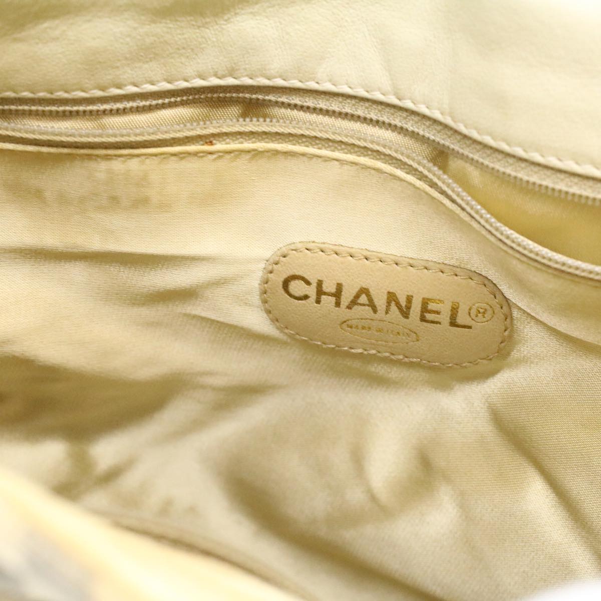 CHANEL Striped Matelasse Chain Shoulder Bag Canvas White Gray CC bs3642