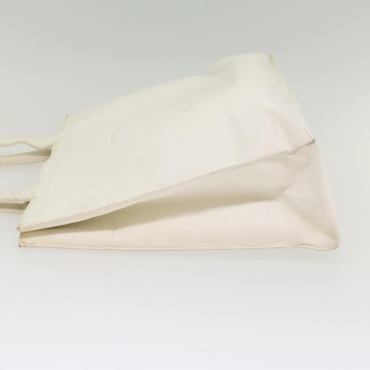 CHANEL Tote Bag Caviar Skin White CC bs8320
