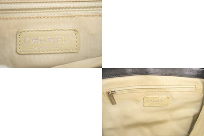 CHANEL Chain Around Shoulder Bag Crossbody Black Calfskin Leather j91