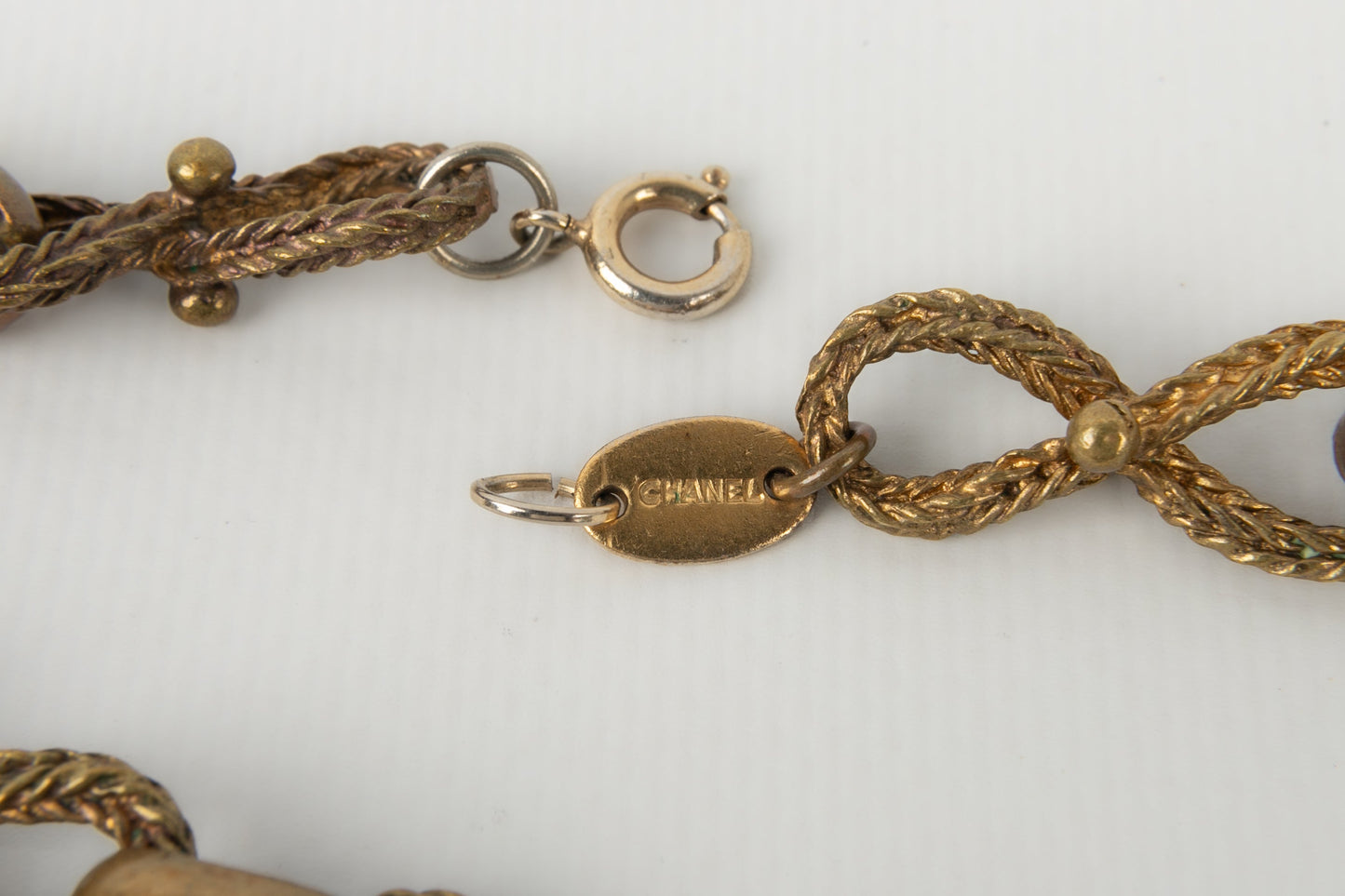 Collier dor Chanel 1950-60