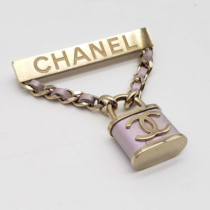 CHANEL Brooch or Pin