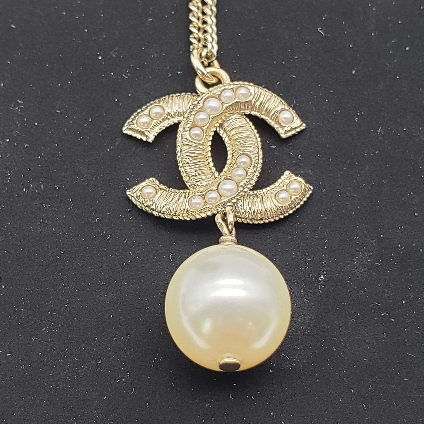 CHANEL Pearl Goldish Color Necklace Adjustable Sizes