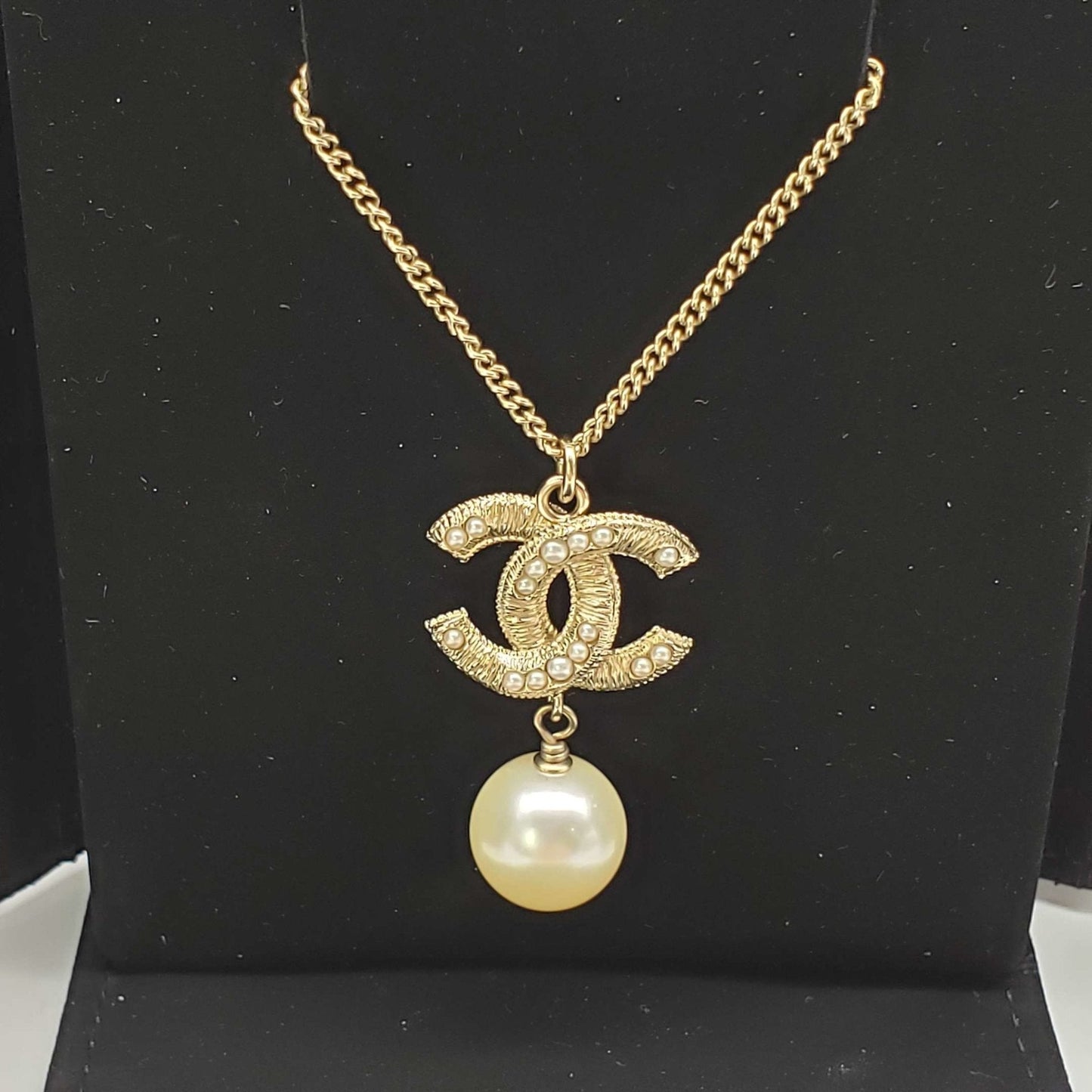 CHANEL Pearl Goldish Color Necklace Adjustable Sizes