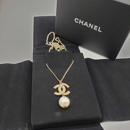 CHANEL Pearl Goldish Color Necklace Adjustable Sizes