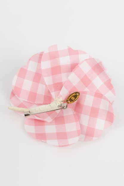 Broche camlia Chanel 1990's