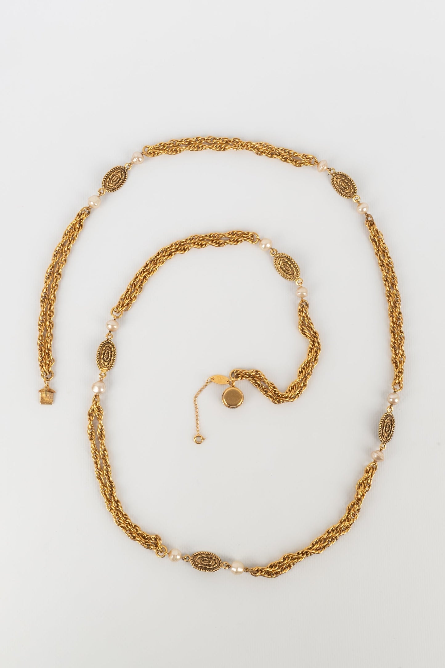 Collier / sautoir Chanel 1982