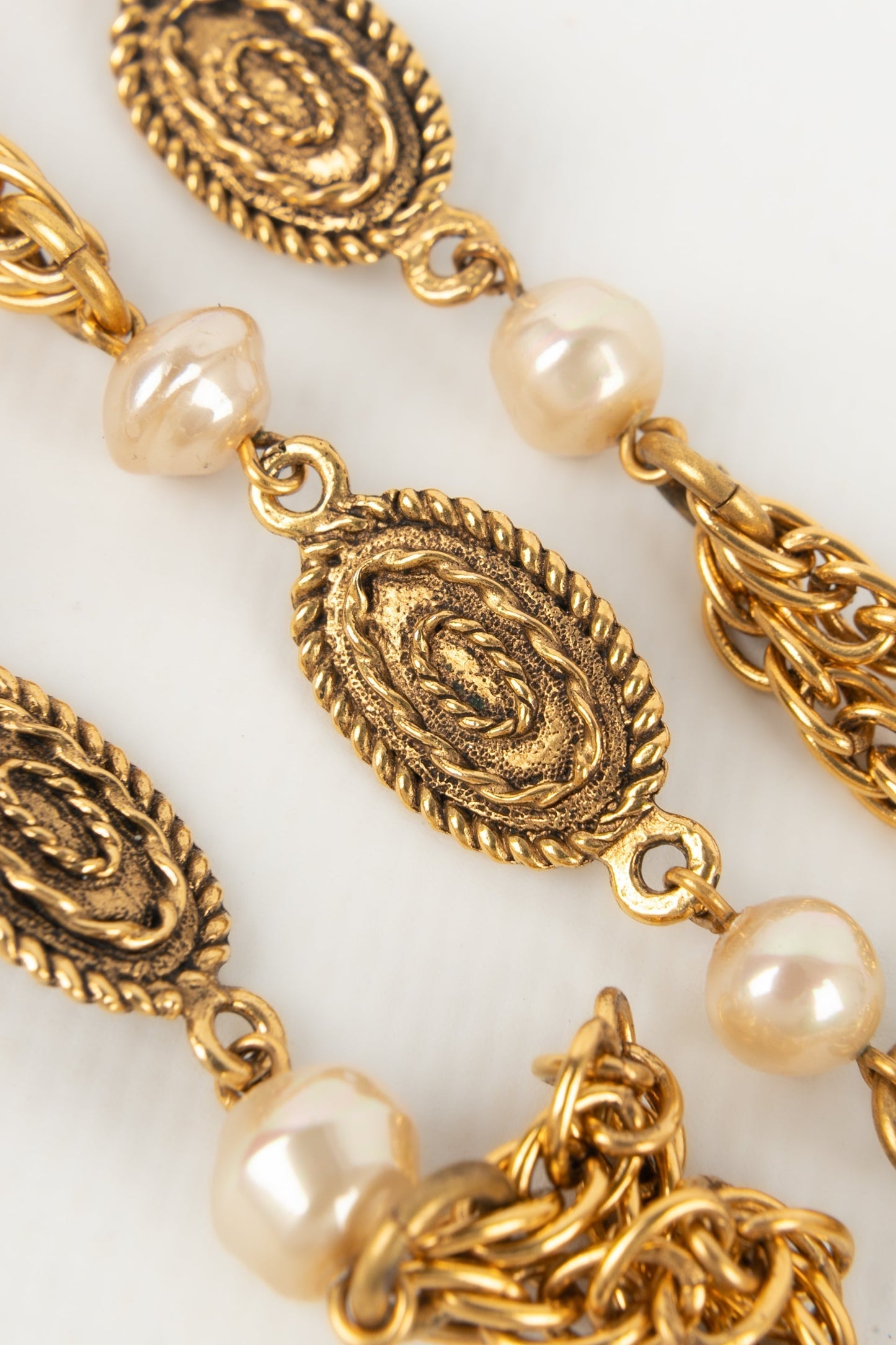 Collier / sautoir Chanel 1982