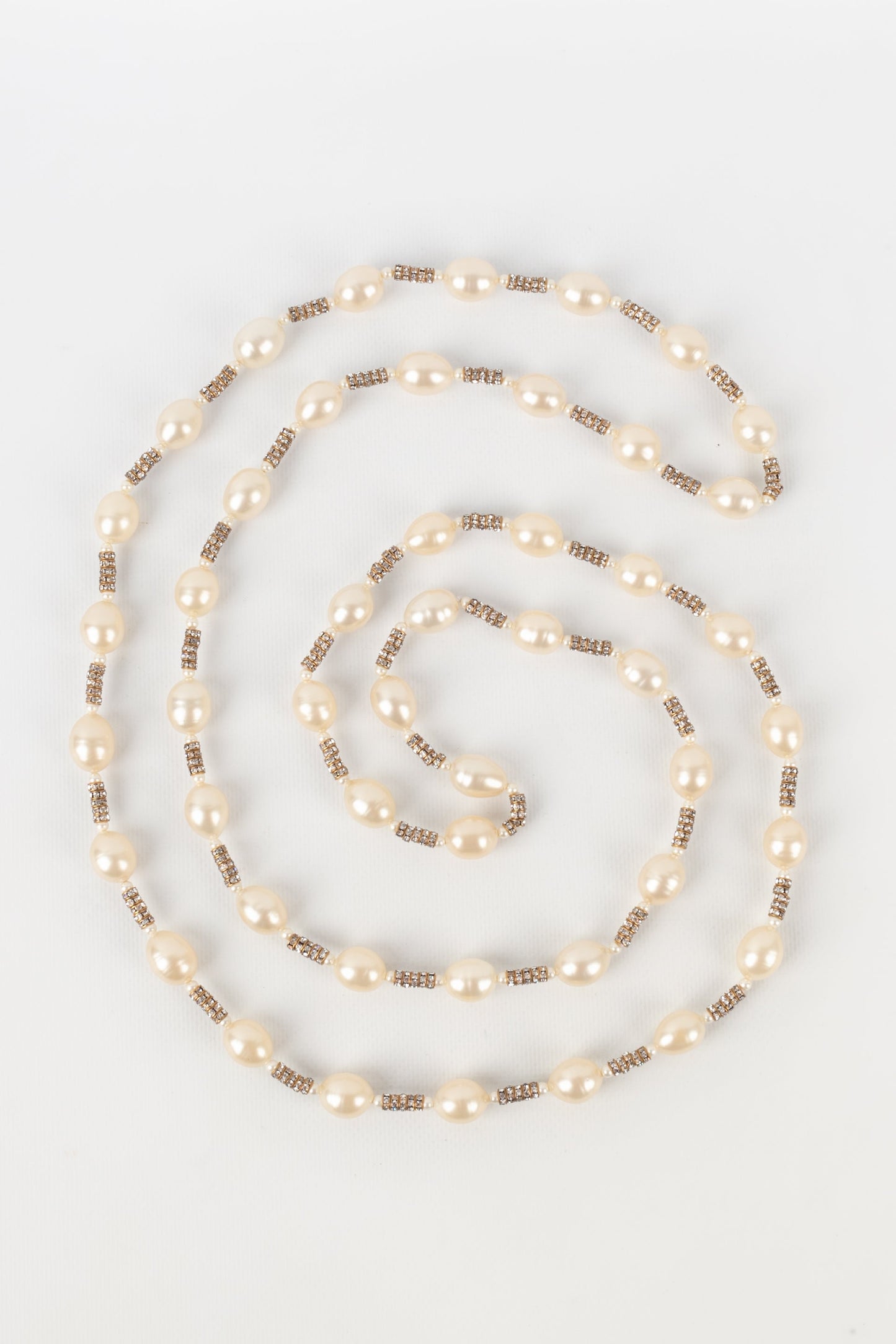 Collier de perles nacres Chanel 1990s