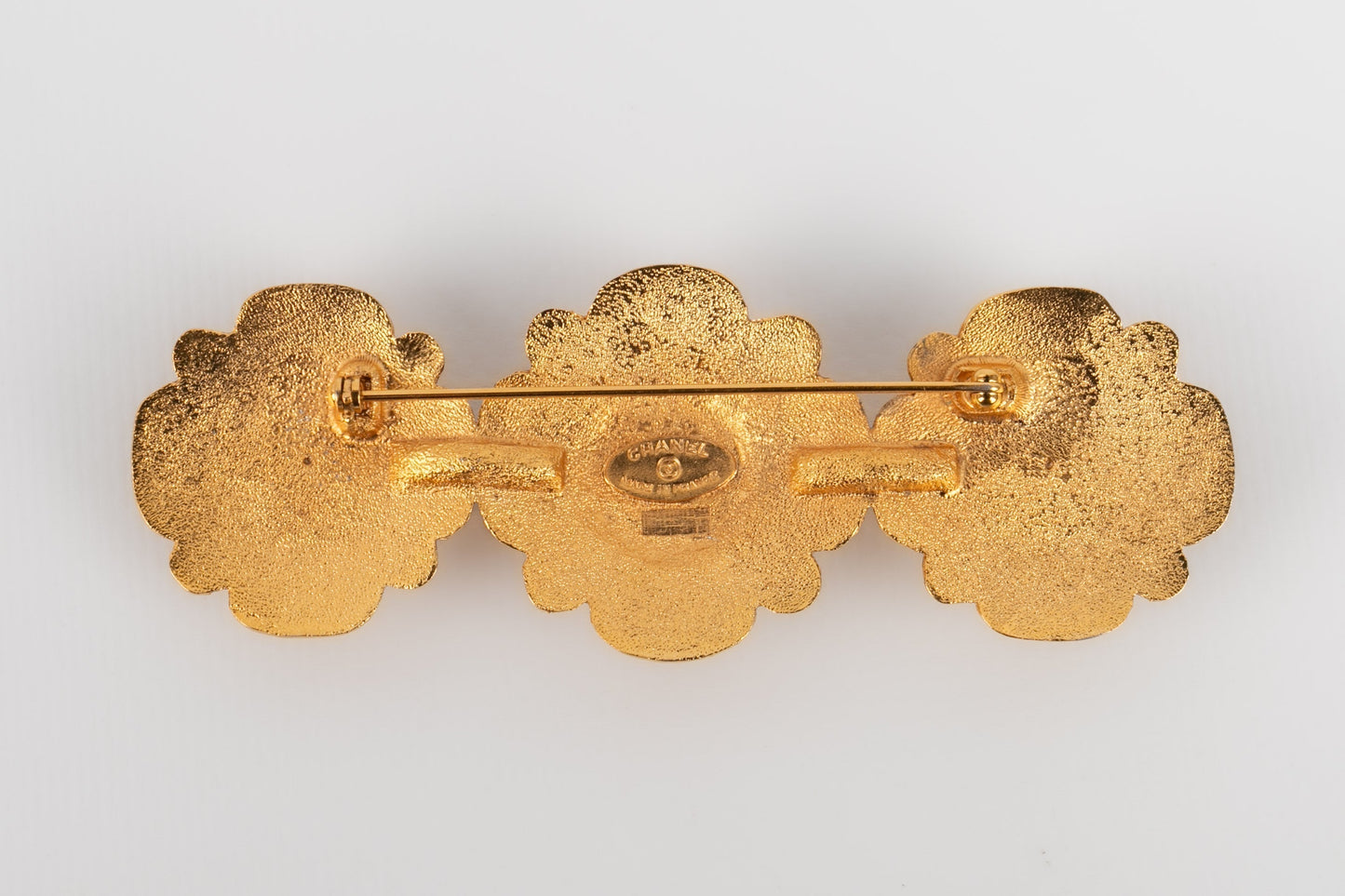 Broche dore Chanel 1980s