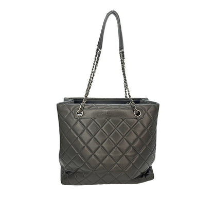 CHANEL Trendy CC Diamond Quilted Shopping Tote