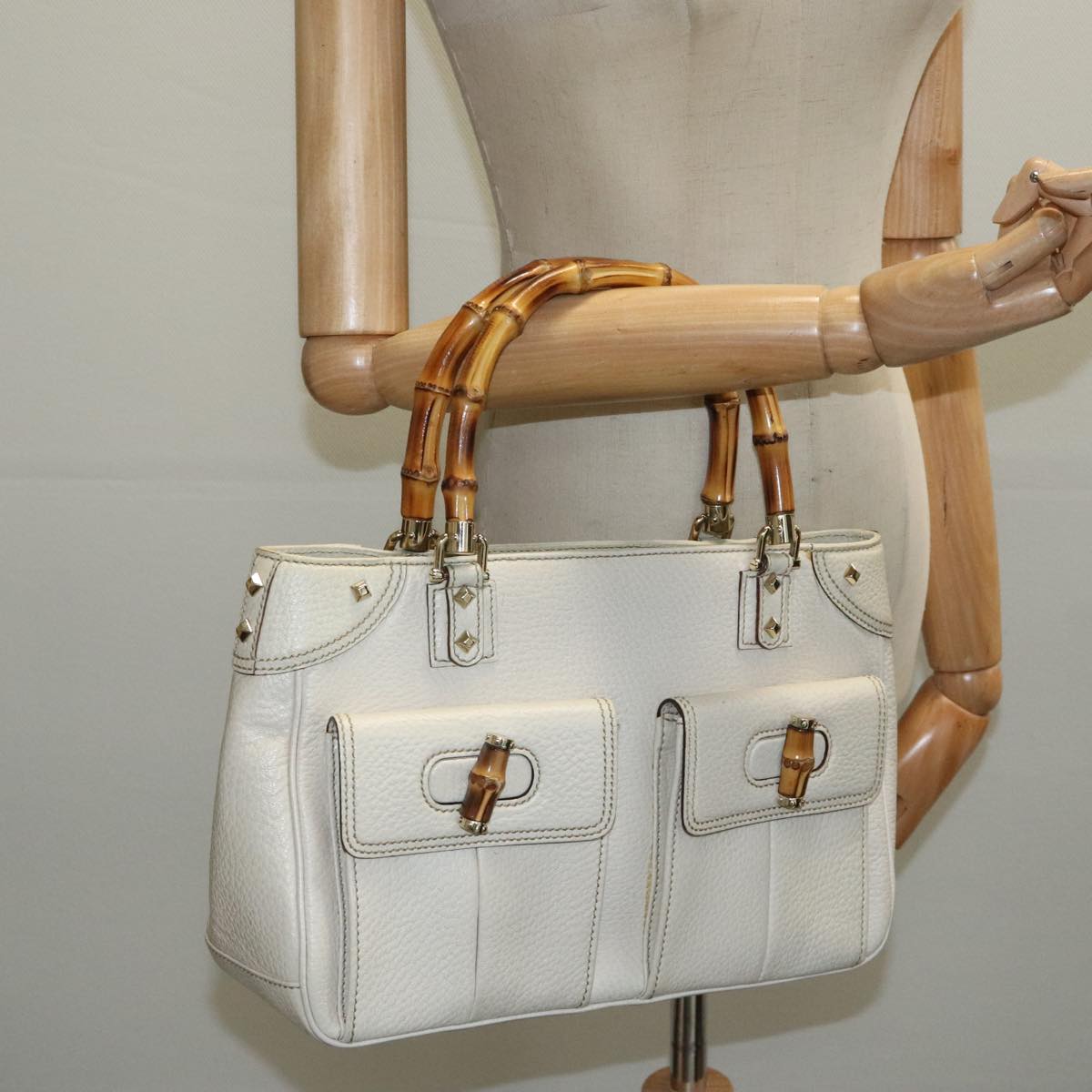 GUCCI Bamboo Hand Bag Leather White Gold 137381  ep6322