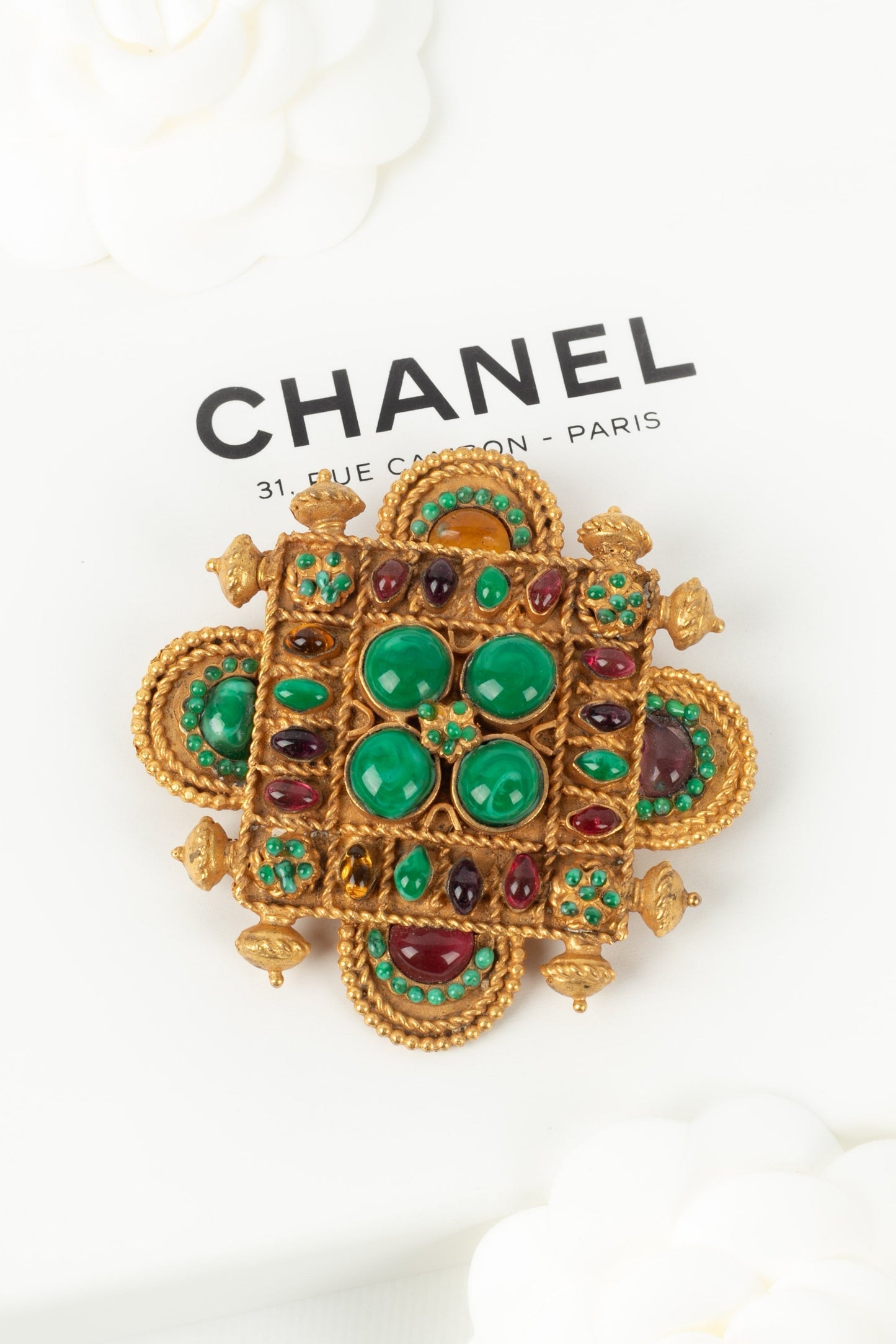 Broche byzantine Chanel