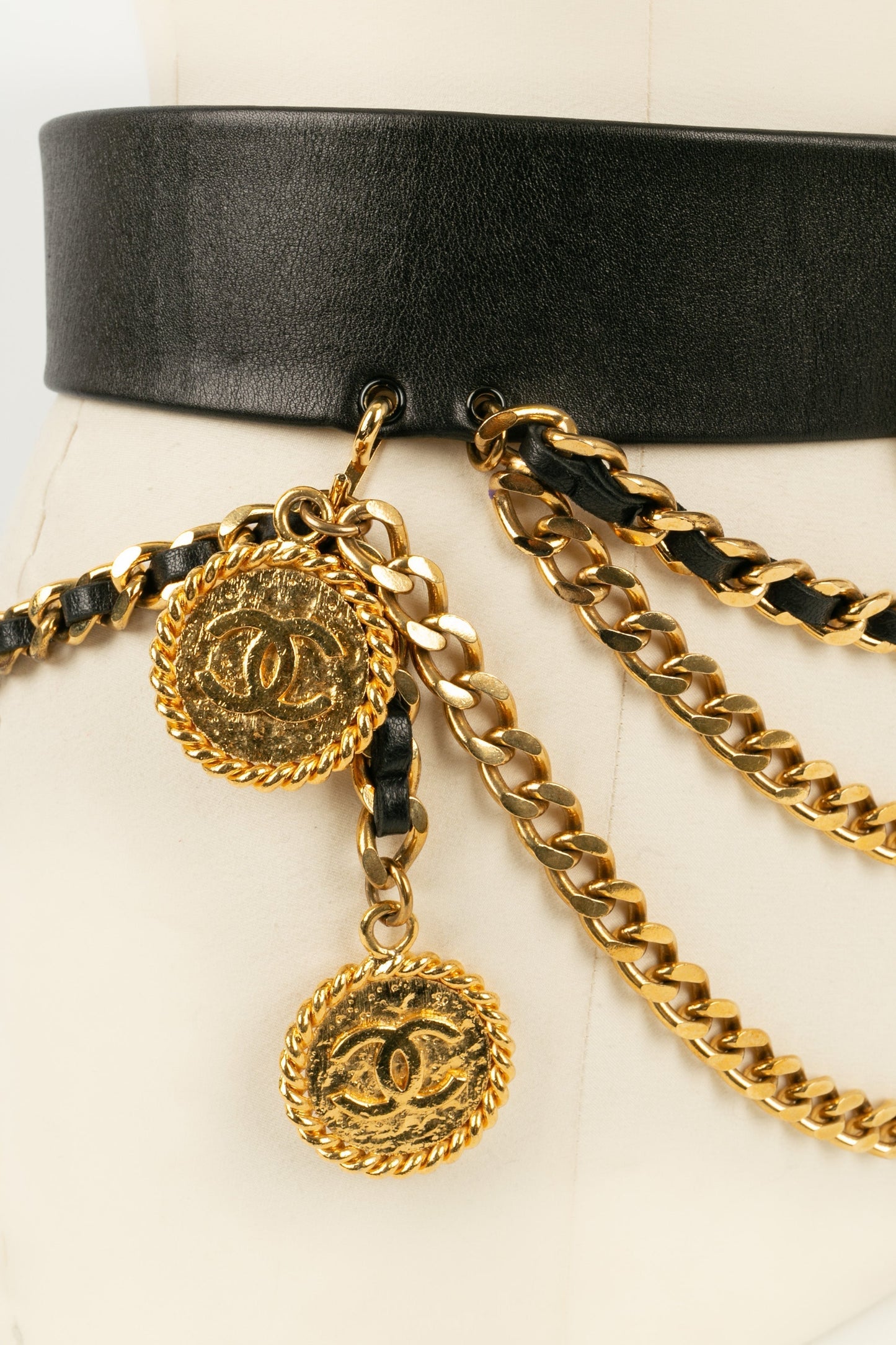 Ceinture en cuir Chanel