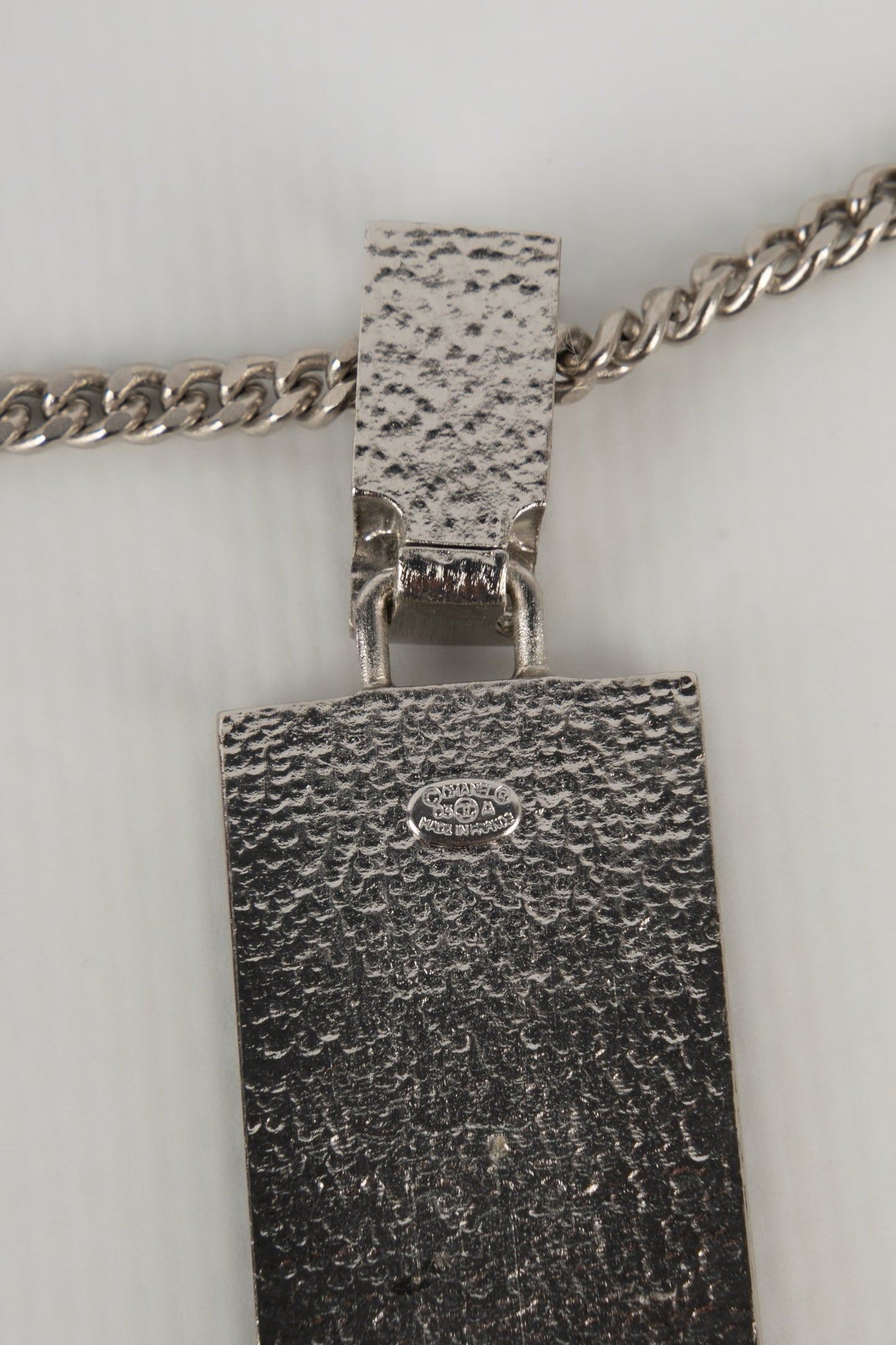 Collier argent Chanel Automne 2003