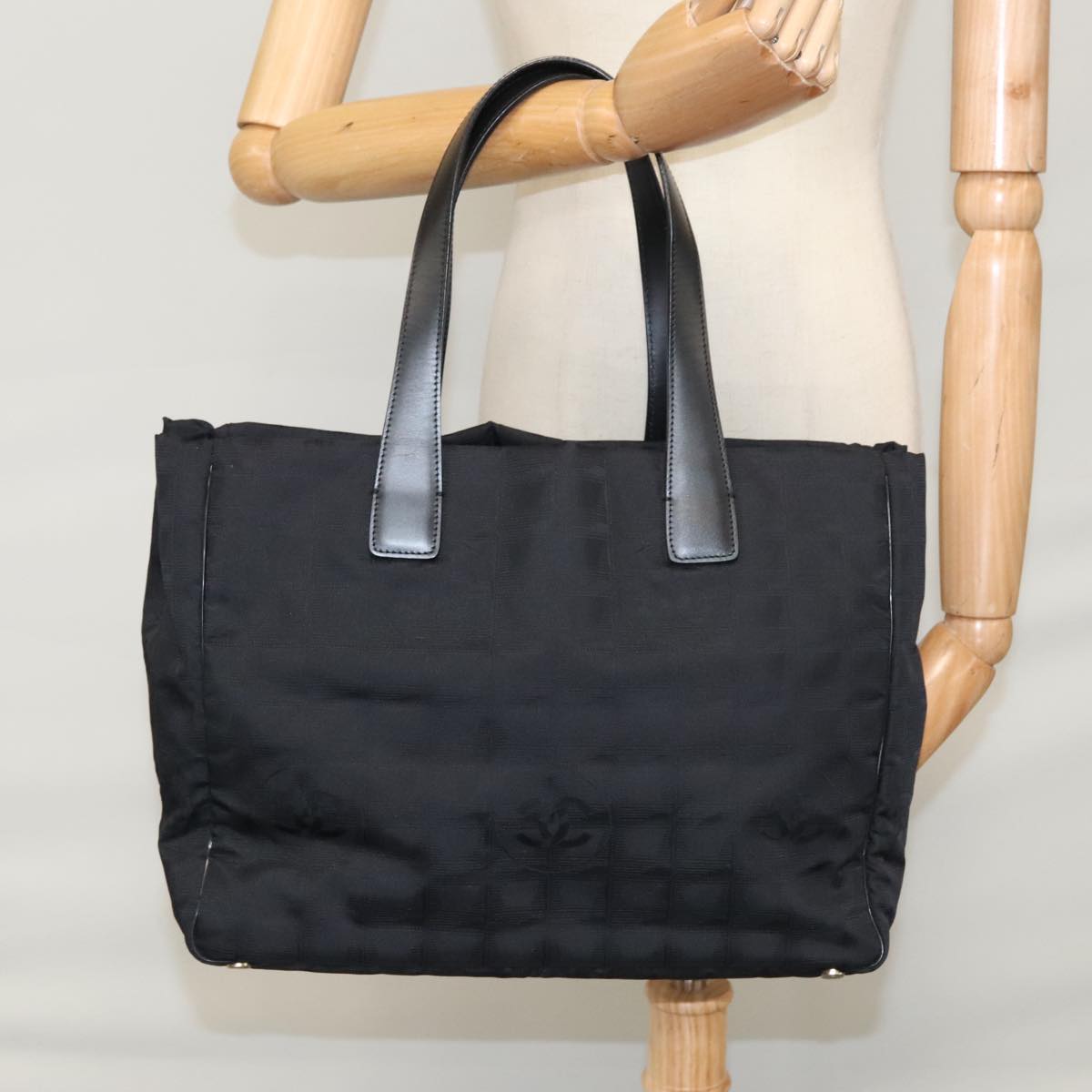 CHANEL New Travel line Tote Bag Nylon Black CC FF4204
