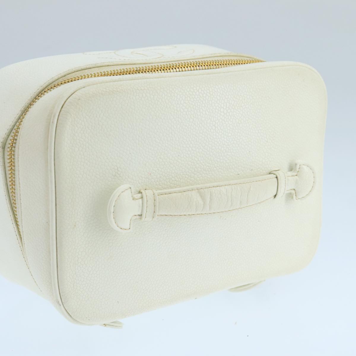 CHANEL Vanity Pouch Caviar Skin White Gold CC fm4190