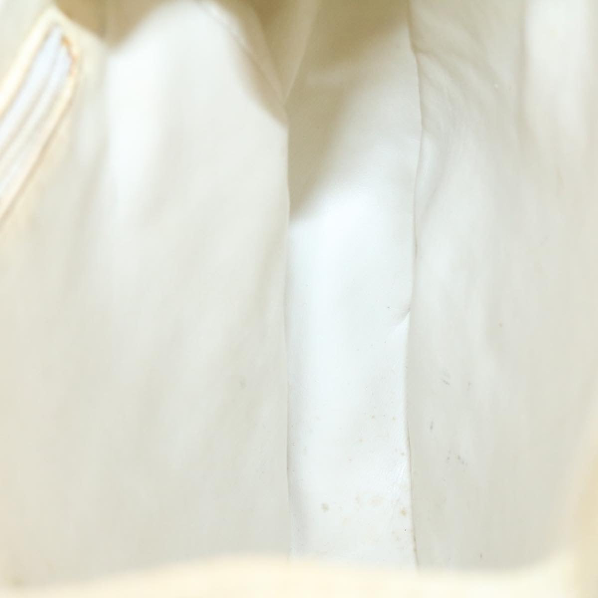 CHANEL Caviar Skin Matelasse Backpack White CC am1922gA